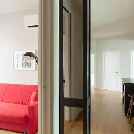 Modern Spacious On The Tevere *