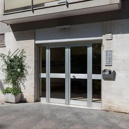דירה Modern Spacious On The Tevere