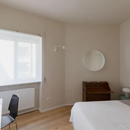 Apartment Modern Spacious On The Tevere Rome