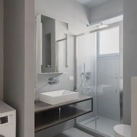 Apartment Modern Spacious On The Tevere Rome